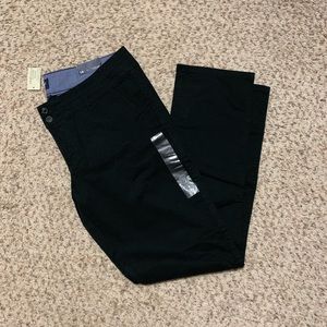 Women’s American Eagle black skinny trouser